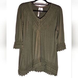 Forgotten Grace Crocheted XL Green Boho 3/4 Sleeve Tunic Top Blouse EUC